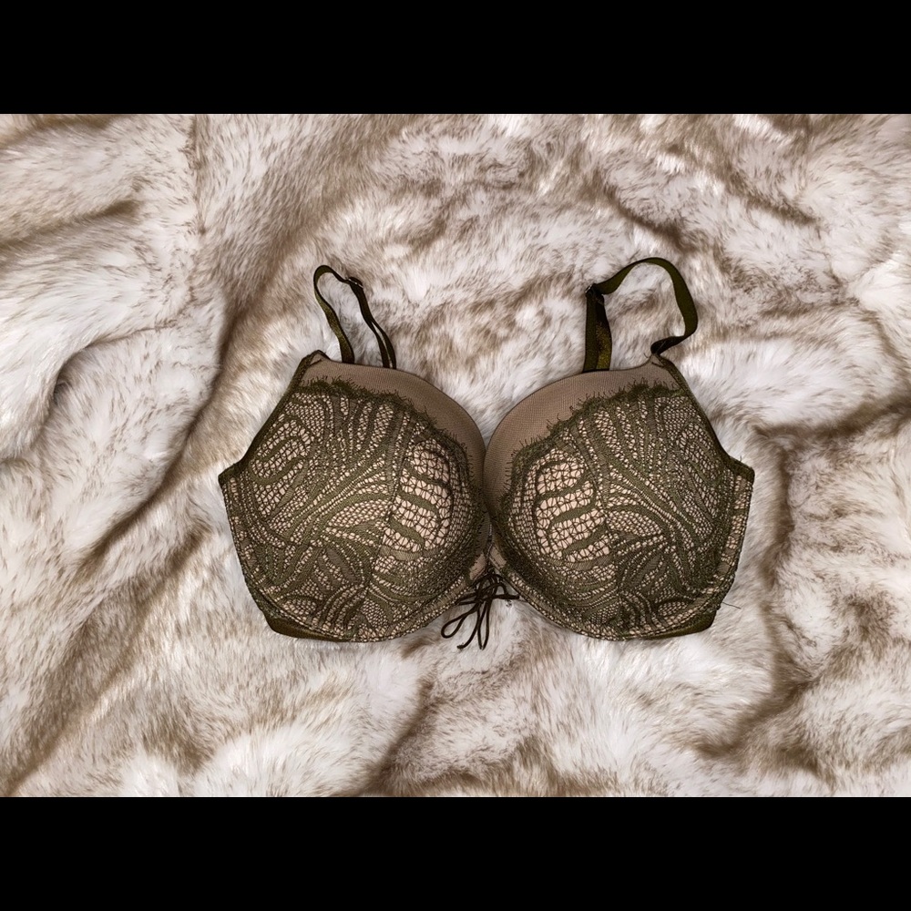 NEW Victoria’s Secret Very Sexy Lace Bra BOGO-READ DESCRIPTION